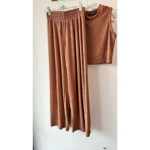 Love Poem NWOT  Brown Ribbed Knit Top & Wide Leg Pants Set Size S  710